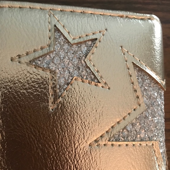 Wristlet - Picture 7 of 9